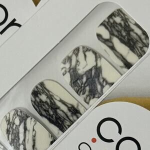 New Color Street “Mystic Marble” Classic Black and White Marble Nail Strips